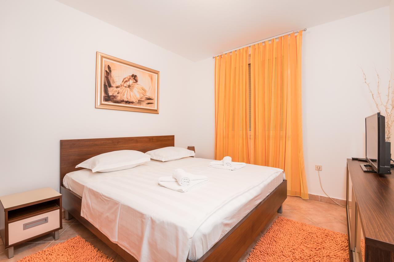 Family Apartment Dubrovnik - Private Jacuzzi Terrace, Private Parking Eksteriør bilde