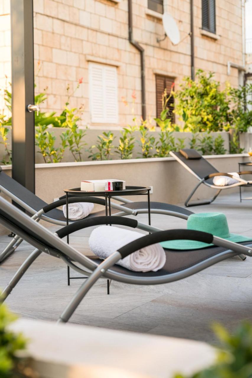 Family Apartment Dubrovnik - Private Jacuzzi Terrace, Private Parking Eksteriør bilde