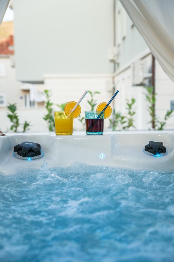 Family Apartment Dubrovnik - Private Jacuzzi Terrace, Private Parking Eksteriør bilde